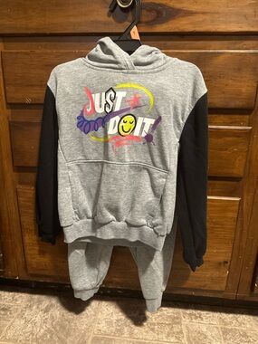 Nike Kids grey jogger set